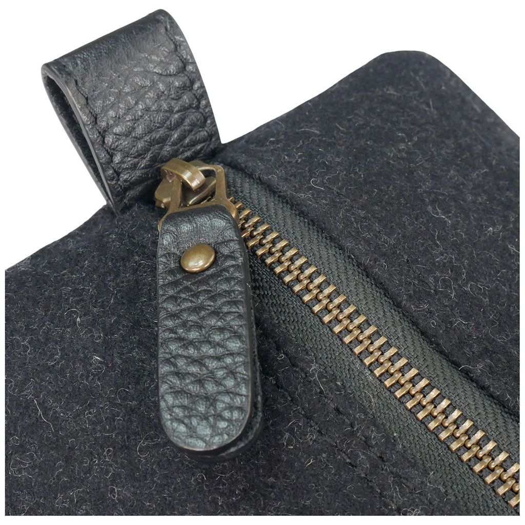 Heritage Gear Black/Black Wool Dopp Kit