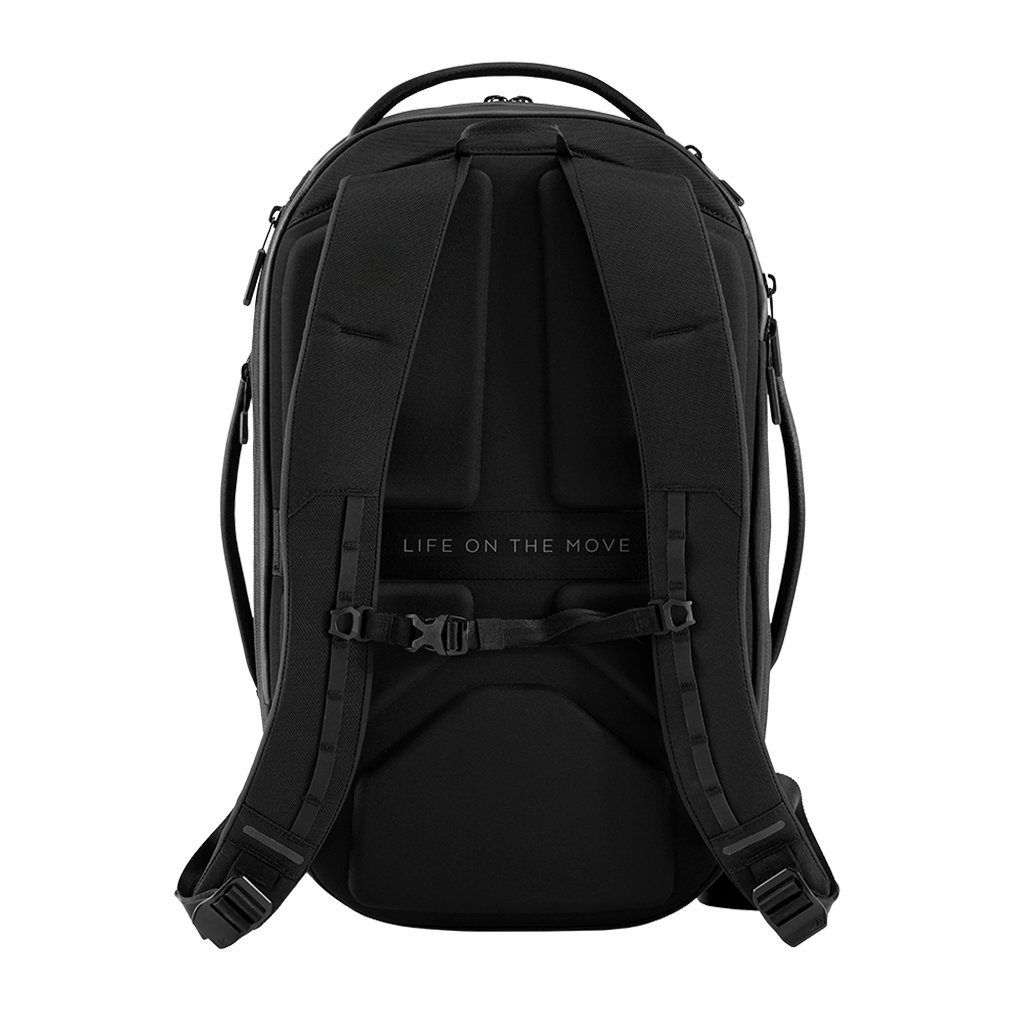 Nomatic Black Navigator 15L Backpack
